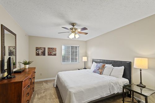 Master-Bedroom-691-1